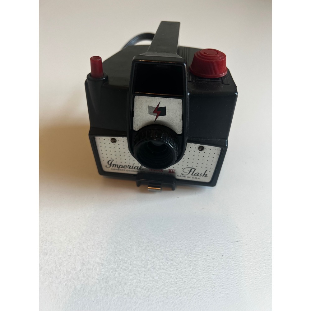 Vintage Imperial Mark‎ XII Flash Camera Herbert George Chicago Collectible